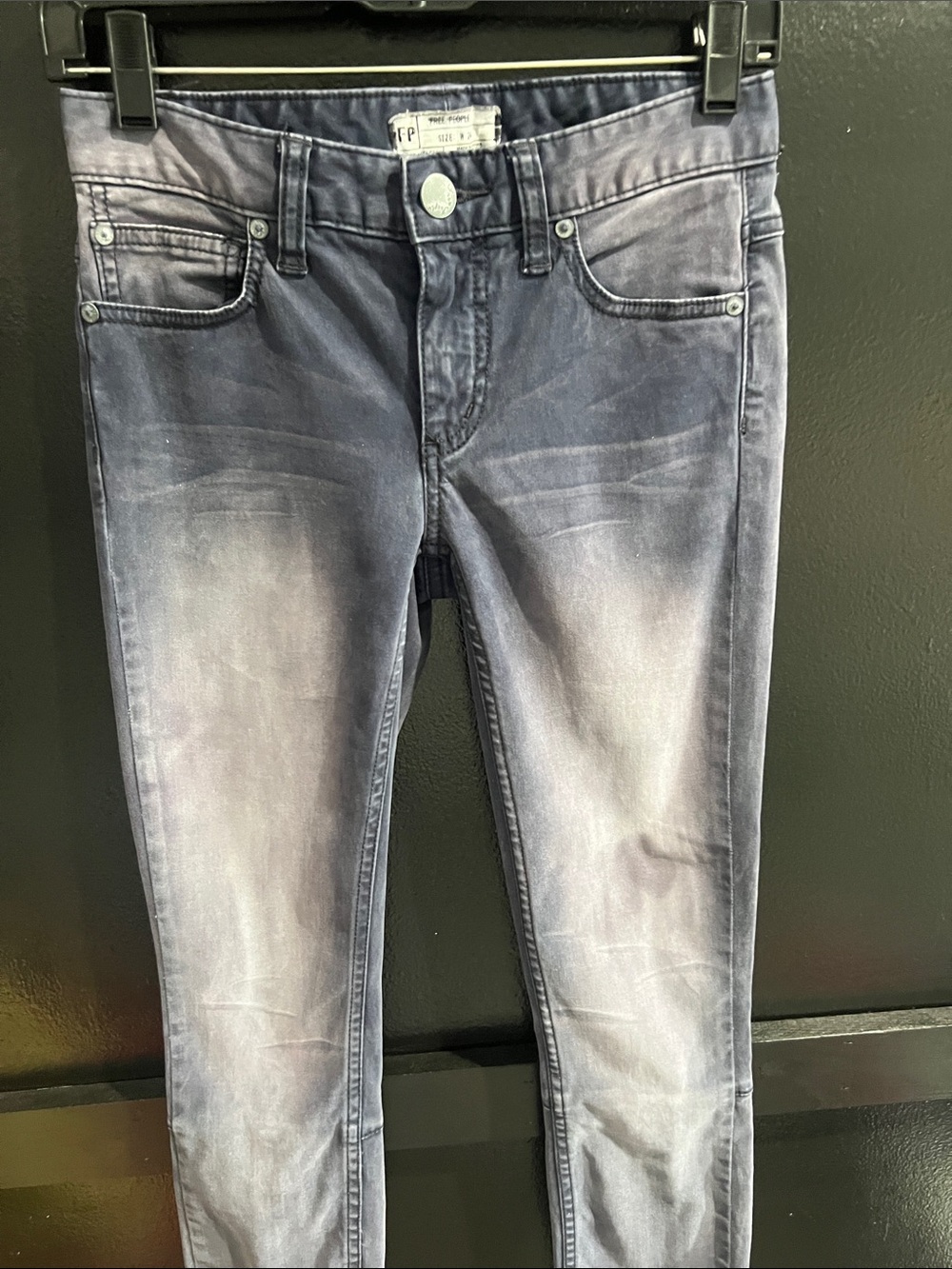 Free People | Dusty Violet Washed Jeans | Size XS - Picture 7 of 14